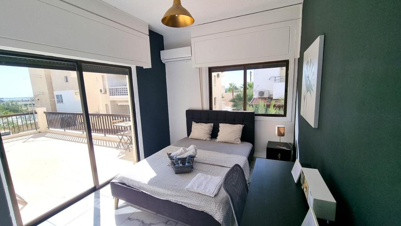 Cozy Beach Apt, Near Airport With 100Mbit Internet Larnaca Exteriér fotografie